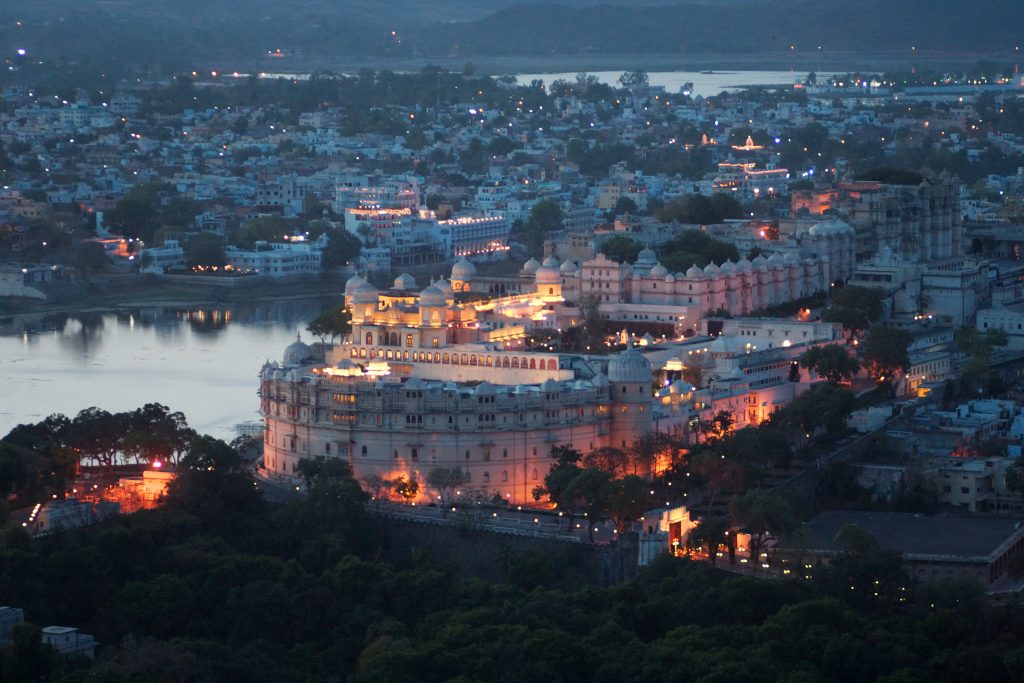 Evening View City Palace Udaipur 1024x683 