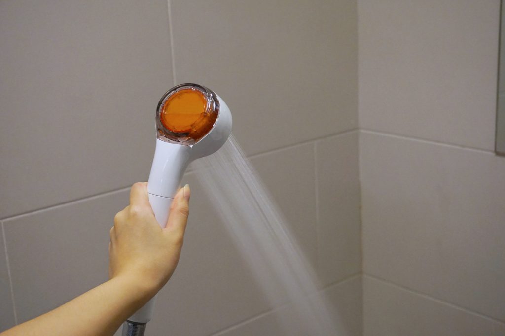 RUHENS Scented Vitamin C Shower Head to Bring Out the Best Shower