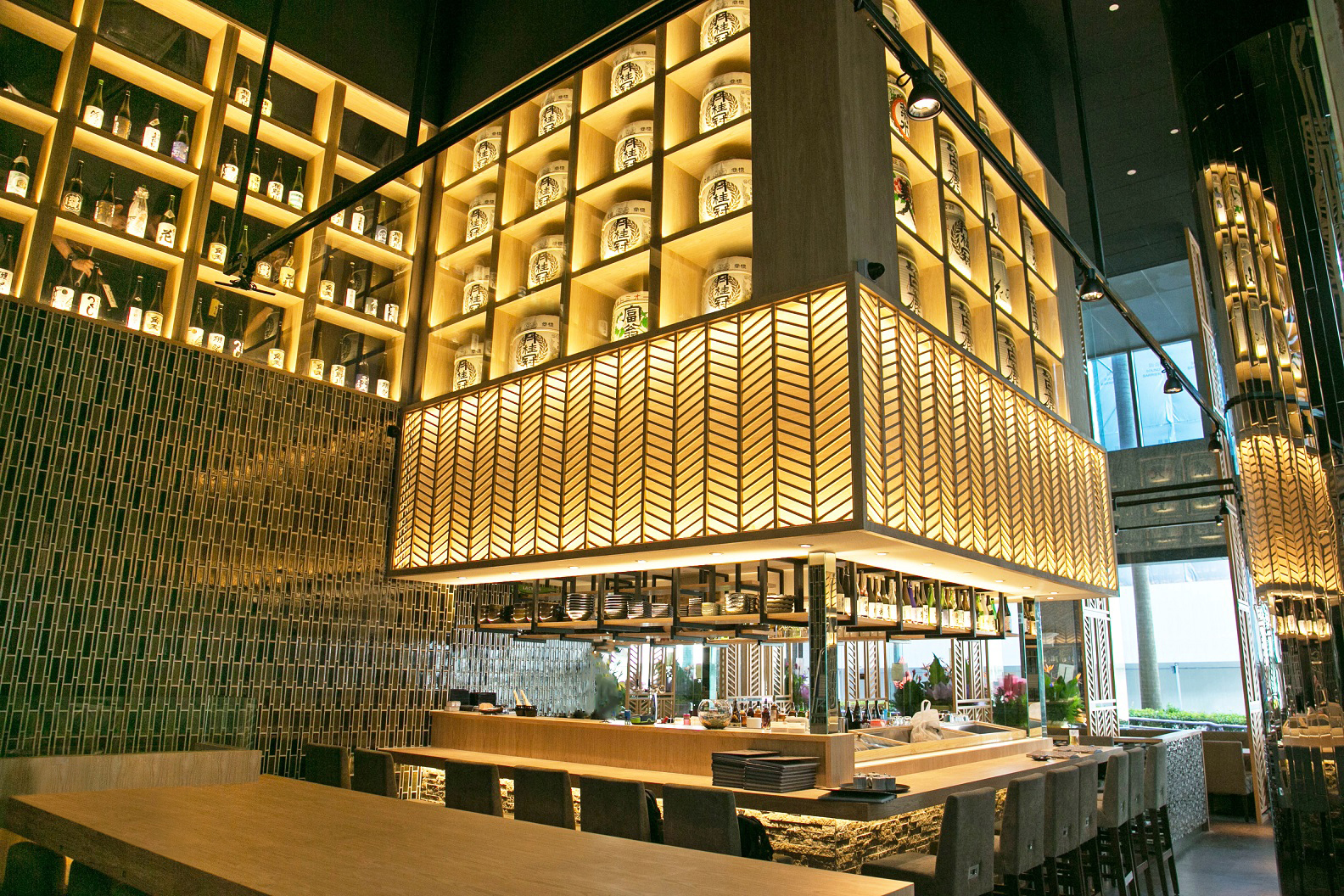 EN DINING OPENS ITS DOORS AT CAPITAL TOWER - METROPOLITANT