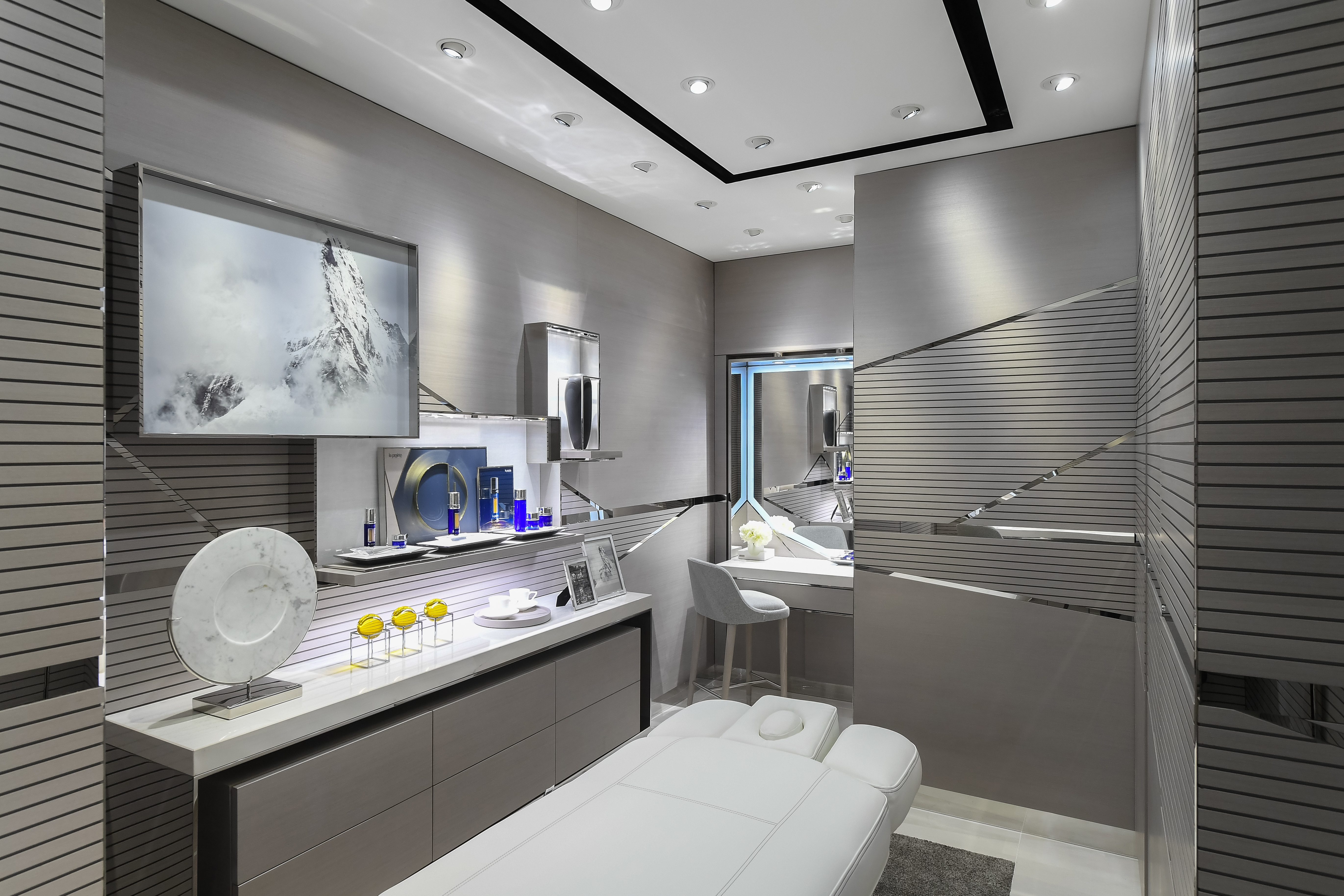 LA PRAIRIE UNVEILS ART OF BEAUTY LOUNGE AT TANGS ORCHARD